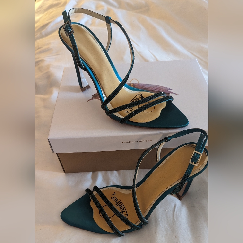 Jessica Simpson Pyine